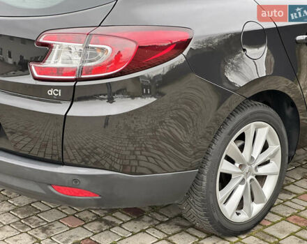 Черный Рено Меган, объемом двигателя 1.46 л и пробегом 277 тыс. км за 7300 $, фото 19 на Automoto.ua