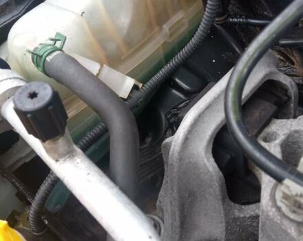 Рено Меган 2010 в Луцке на Automoto.ua Черный Рено Меган, объемом двигателя 1.6 л и пробегом 198 тыс. км за 6100 $, фото 62 на Automoto.ua