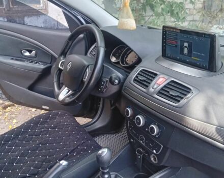 Черный Рено Меган, объемом двигателя 1.5 л и пробегом 330 тыс. км за 5999 $, фото 8 на Automoto.ua