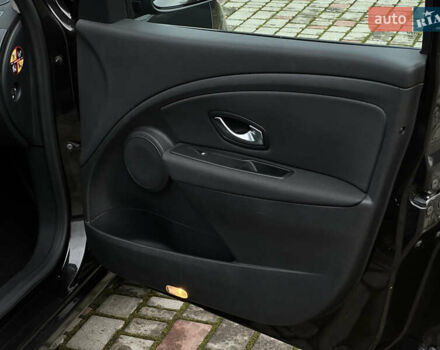 Черный Рено Меган, объемом двигателя 1.46 л и пробегом 277 тыс. км за 7300 $, фото 36 на Automoto.ua