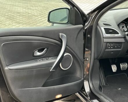 Черный Рено Меган, объемом двигателя 0 л и пробегом 170 тыс. км за 6900 $, фото 7 на Automoto.ua