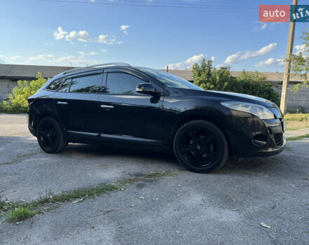 Черный Рено Меган, объемом двигателя 1.6 л и пробегом 250 тыс. км за 7500 $, фото 7 на Automoto.ua