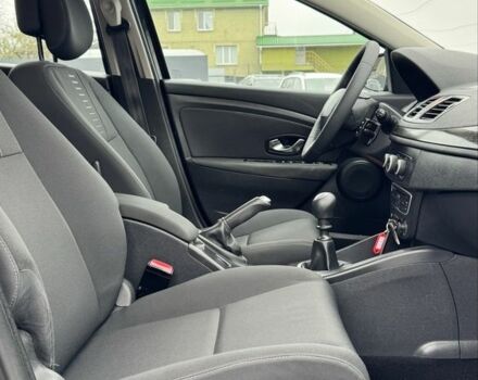 Чорний Рено Меган, об'ємом двигуна 1.6 л та пробігом 185 тис. км за 7600 $, фото 19 на Automoto.ua