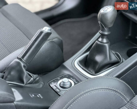 Черный Рено Меган, объемом двигателя 1.4 л и пробегом 170 тыс. км за 6900 $, фото 55 на Automoto.ua