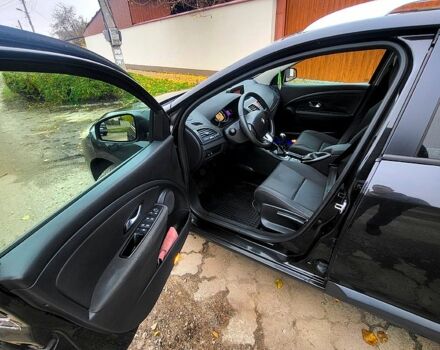 Черный Рено Меган, объемом двигателя 1.5 л и пробегом 280 тыс. км за 6600 $, фото 5 на Automoto.ua