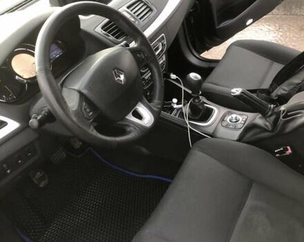 Черный Рено Меган, объемом двигателя 1.5 л и пробегом 360 тыс. км за 6300 $, фото 11 на Automoto.ua