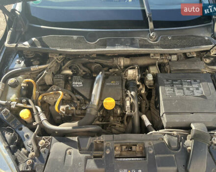 Черный Рено Меган, объемом двигателя 1.6 л и пробегом 250 тыс. км за 7500 $, фото 8 на Automoto.ua