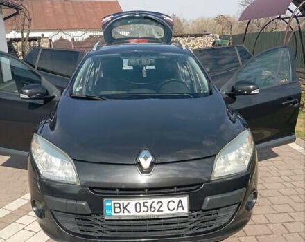 Черный Рено Меган, объемом двигателя 1.46 л и пробегом 230 тыс. км за 6600 $, фото 1 на Automoto.ua
