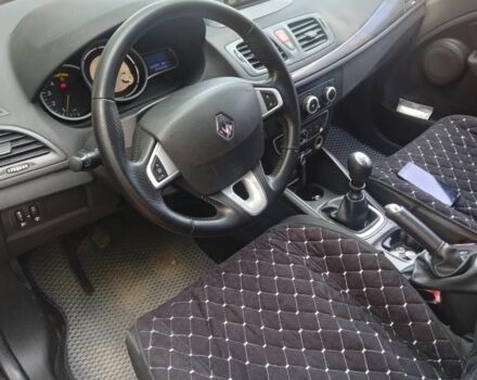 Черный Рено Меган, объемом двигателя 1.5 л и пробегом 330 тыс. км за 5999 $, фото 9 на Automoto.ua