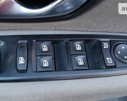 Черный Рено Меган, объемом двигателя 1.5 л и пробегом 249 тыс. км за 5700 $, фото 7 на Automoto.ua