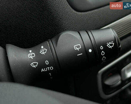 Черный Рено Меган, объемом двигателя 1.46 л и пробегом 277 тыс. км за 7300 $, фото 48 на Automoto.ua