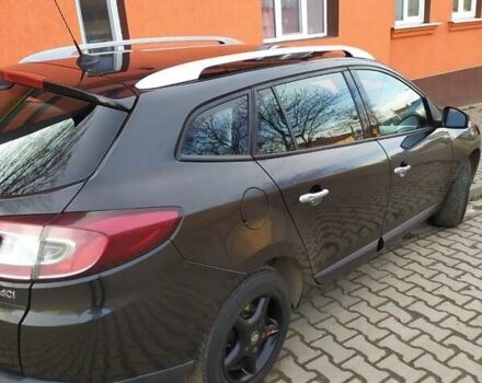 Рено Меган 2010 в Черновцах на Automoto.ua Черный Рено Меган, объемом двигателя 1.5 л и пробегом 243 тыс. км за 8300 $, фото 1 на Automoto.ua