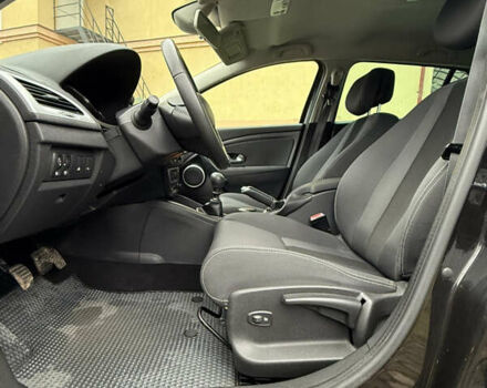 Черный Рено Меган, объемом двигателя 1.4 л и пробегом 185 тыс. км за 5999 $, фото 48 на Automoto.ua