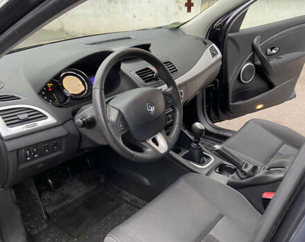 Чорний Рено Меган, об'ємом двигуна 1.87 л та пробігом 237 тис. км за 7100 $, фото 11 на Automoto.ua