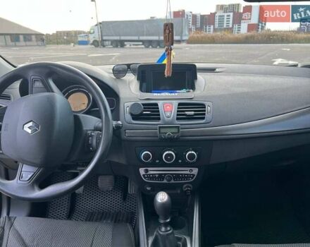 Черный Рено Меган, объемом двигателя 1.5 л и пробегом 290 тыс. км за 7200 $, фото 3 на Automoto.ua