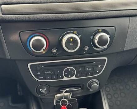 Черный Рено Меган, объемом двигателя 1.6 л и пробегом 186 тыс. км за 7600 $, фото 16 на Automoto.ua