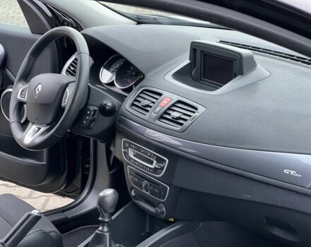 Черный Рено Меган, объемом двигателя 0 л и пробегом 170 тыс. км за 6900 $, фото 6 на Automoto.ua