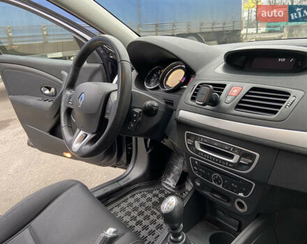 Чорний Рено Меган, об'ємом двигуна 1.87 л та пробігом 237 тис. км за 7100 $, фото 17 на Automoto.ua