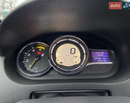 Чорний Рено Меган, об'ємом двигуна 1.87 л та пробігом 237 тис. км за 7100 $, фото 24 на Automoto.ua