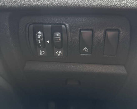 Черный Рено Меган, объемом двигателя 1.5 л и пробегом 240 тыс. км за 6500 $, фото 39 на Automoto.ua