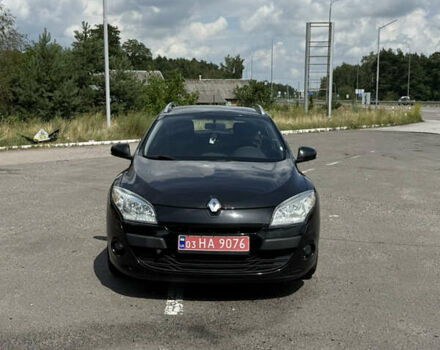 Черный Рено Меган, объемом двигателя 1.46 л и пробегом 250 тыс. км за 6799 $, фото 2 на Automoto.ua
