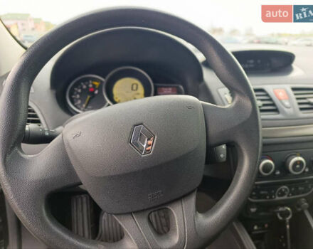 Черный Рено Меган, объемом двигателя 1.6 л и пробегом 196 тыс. км за 7500 $, фото 14 на Automoto.ua