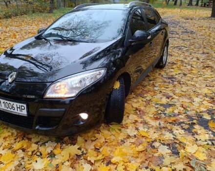 Рено Меган 2010 в Барановке на Automoto.ua Черный Рено Меган, объемом двигателя 1.46 л и пробегом 240 тыс. км за 7800 $, фото 2 на Automoto.ua