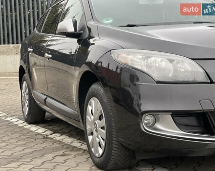 Черный Рено Меган, объемом двигателя 1.4 л и пробегом 170 тыс. км за 6900 $, фото 14 на Automoto.ua