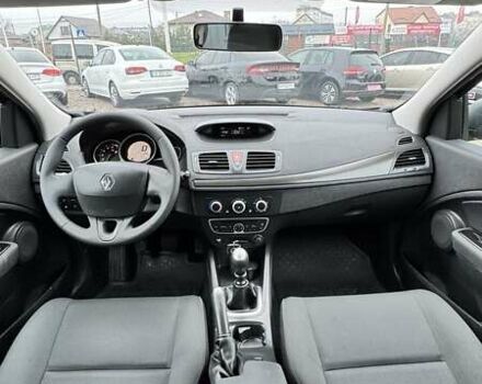 Черный Рено Меган, объемом двигателя 1.6 л и пробегом 186 тыс. км за 7600 $, фото 14 на Automoto.ua