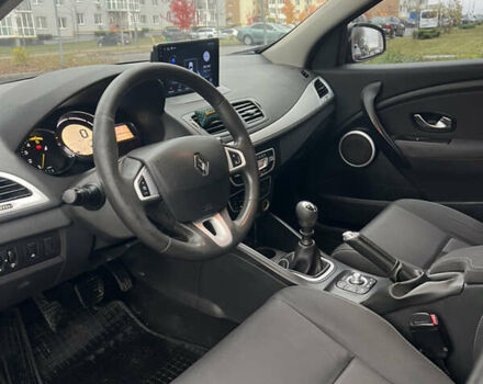 Черный Рено Меган, объемом двигателя 1.46 л и пробегом 282 тыс. км за 6400 $, фото 16 на Automoto.ua