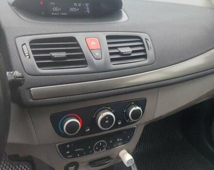 Черный Рено Меган, объемом двигателя 1.46 л и пробегом 257 тыс. км за 5800 $, фото 2 на Automoto.ua