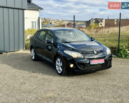 Черный Рено Меган, объемом двигателя 1.5 л и пробегом 204 тыс. км за 7950 $, фото 4 на Automoto.ua