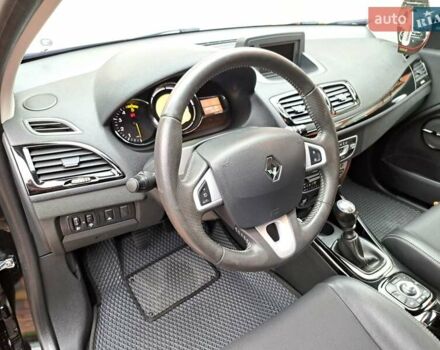 Черный Рено Меган, объемом двигателя 1.46 л и пробегом 249 тыс. км за 7650 $, фото 73 на Automoto.ua