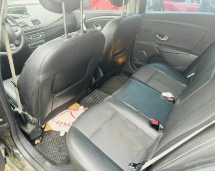 Черный Рено Меган, объемом двигателя 1.9 л и пробегом 260 тыс. км за 3800 $, фото 9 на Automoto.ua