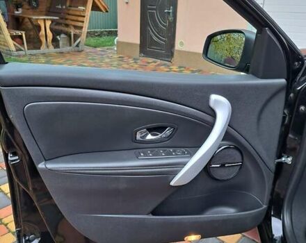 Черный Рено Меган, объемом двигателя 1.46 л и пробегом 249 тыс. км за 7650 $, фото 58 на Automoto.ua