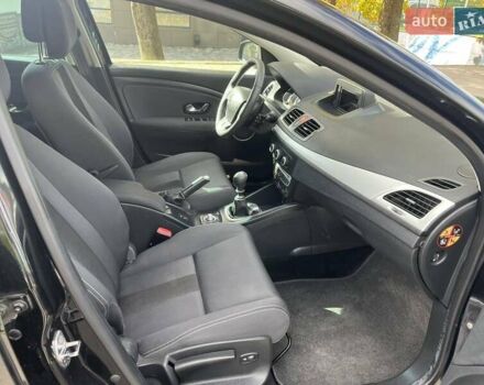 Черный Рено Меган, объемом двигателя 1.5 л и пробегом 288 тыс. км за 7700 $, фото 10 на Automoto.ua