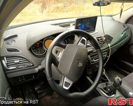 Черный Рено Меган, объемом двигателя 1.5 л и пробегом 256 тыс. км за 7530 $, фото 3 на Automoto.ua