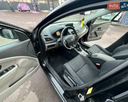 Чорний Рено Меган, об'ємом двигуна 1.6 л та пробігом 219 тис. км за 6800 $, фото 7 на Automoto.ua