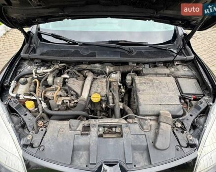 Черный Рено Меган, объемом двигателя 1.46 л и пробегом 232 тыс. км за 7500 $, фото 19 на Automoto.ua