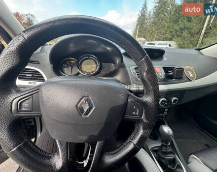 Черный Рено Меган, объемом двигателя 1.46 л и пробегом 343 тыс. км за 6300 $, фото 14 на Automoto.ua