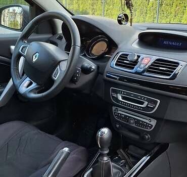 Черный Рено Меган, объемом двигателя 1.46 л и пробегом 281 тыс. км за 7399 $, фото 5 на Automoto.ua