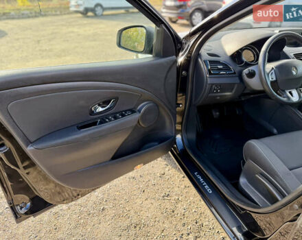 Черный Рено Меган, объемом двигателя 1.5 л и пробегом 204 тыс. км за 7950 $, фото 13 на Automoto.ua