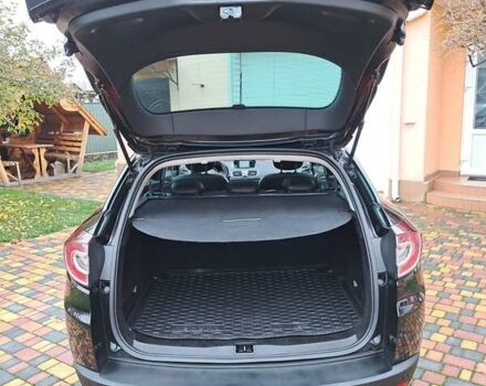 Черный Рено Меган, объемом двигателя 1.46 л и пробегом 249 тыс. км за 7650 $, фото 124 на Automoto.ua