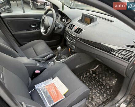 Черный Рено Меган, объемом двигателя 1.46 л и пробегом 160 тыс. км за 6750 $, фото 8 на Automoto.ua