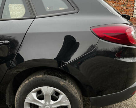 Черный Рено Меган, объемом двигателя 1.6 л и пробегом 219 тыс. км за 7450 $, фото 16 на Automoto.ua