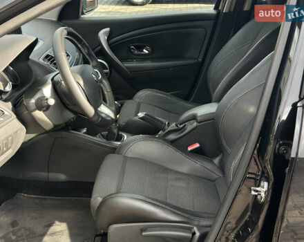 Черный Рено Меган, объемом двигателя 2 л и пробегом 245 тыс. км за 8499 $, фото 32 на Automoto.ua