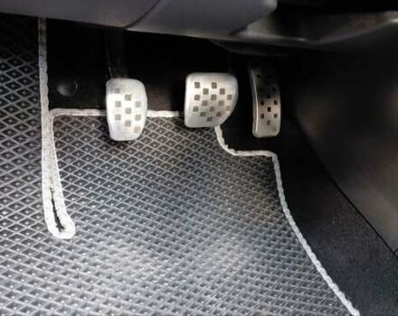 Черный Рено Меган, объемом двигателя 2 л и пробегом 223 тыс. км за 8900 $, фото 44 на Automoto.ua