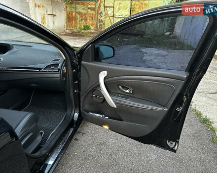 Черный Рено Меган, объемом двигателя 1.46 л и пробегом 232 тыс. км за 7700 $, фото 17 на Automoto.ua