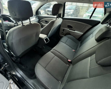 Чорний Рено Меган, об'ємом двигуна 1.6 л та пробігом 219 тис. км за 6800 $, фото 10 на Automoto.ua