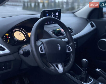 Черный Рено Меган, объемом двигателя 1.46 л и пробегом 282 тыс. км за 6200 $, фото 9 на Automoto.ua